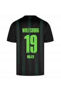 Wolfsburg Lovro Majer #19 Voetbaltruitje Uit tenue 2024-25 Korte Mouw